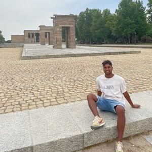 Meet your Posher, Alberto